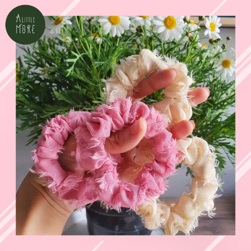 Dây Buộc Tóc Scrunchies Lông Công AlittleMORE Xinh Tươi Rạng Rỡ Ngày Đông Cột Tóc Đẹp Dễ Thương