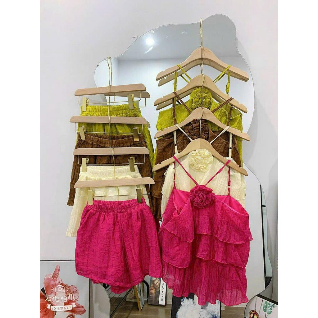 Đồ bộ mặc mùa hè, set áo cổ yếm xếp tầng kèm bông cổ phối quần sooc siêu xinh, mặc đi chơi, đi biển siêu sành điệu mát