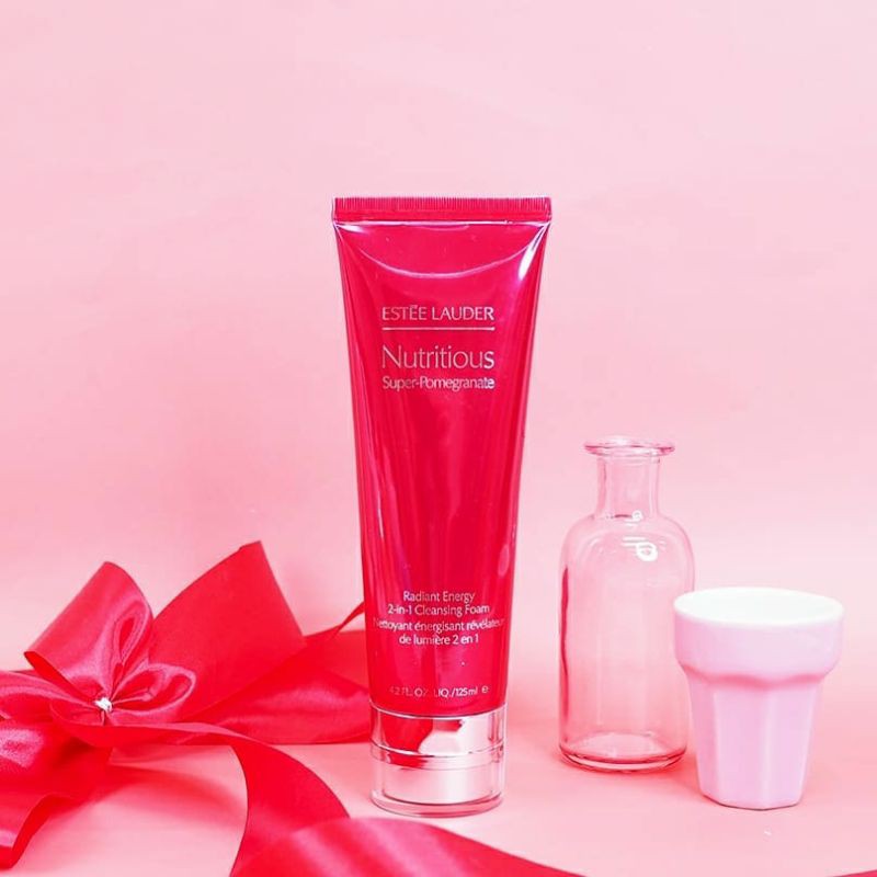 SỮA RỬA MẶT LỰU ĐỎ MỚI ESTEE LAUDER NUTRITIOUS SUPER-POMEGRANATE RADIANT ENERGY 2-IN-1 CLEANSING FOAM 30ML