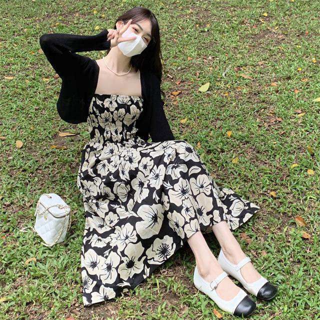 Đầm Hoa Dài Không Tay Cổ Chữ V Hở Vai Màu Đen Phong Cách Hàn Quốc Cho Nữ