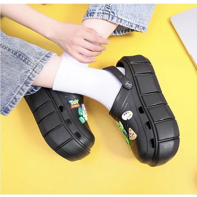 Dép ulzzang độn đế, Dép Cross nữ đế cao siêu nhẹ kèm 12 Sticker dễ thương - dép bánh mì nữ hot trend 2022