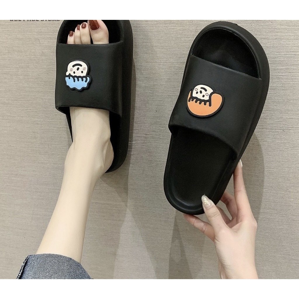 Dép bánh mì hoạt hình chibi