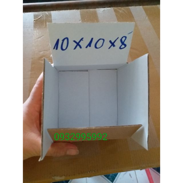 100 hộp 10x10x8 màu vàng