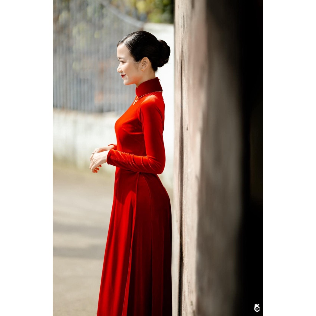 Áo dài cô dâu nhung đỏ, cổ cao