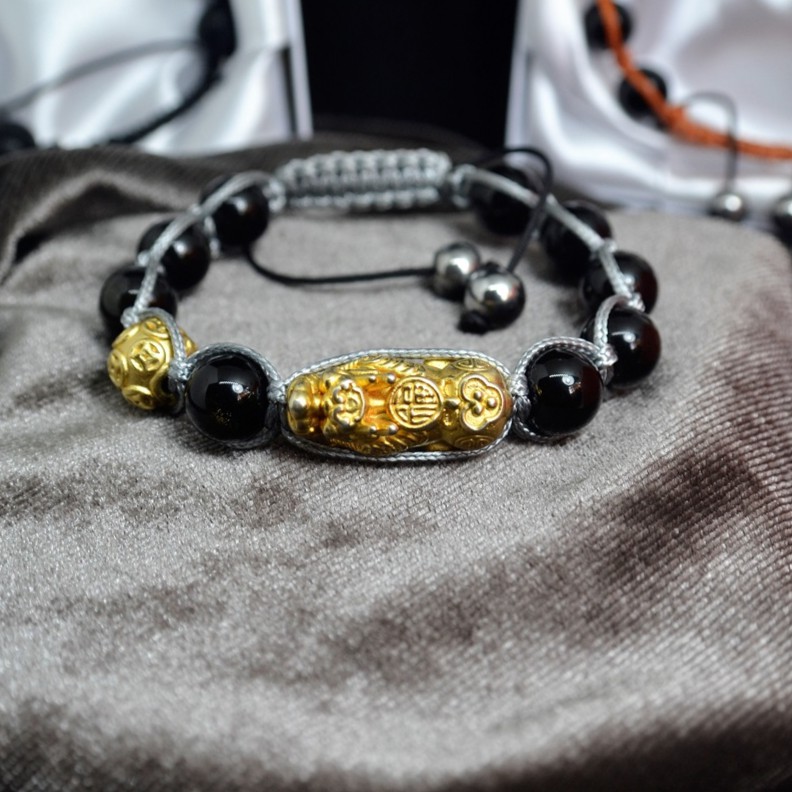 Vòng tay Shamballa đá thủy tinh núi lửa Charm tỳ hưu cao cấp