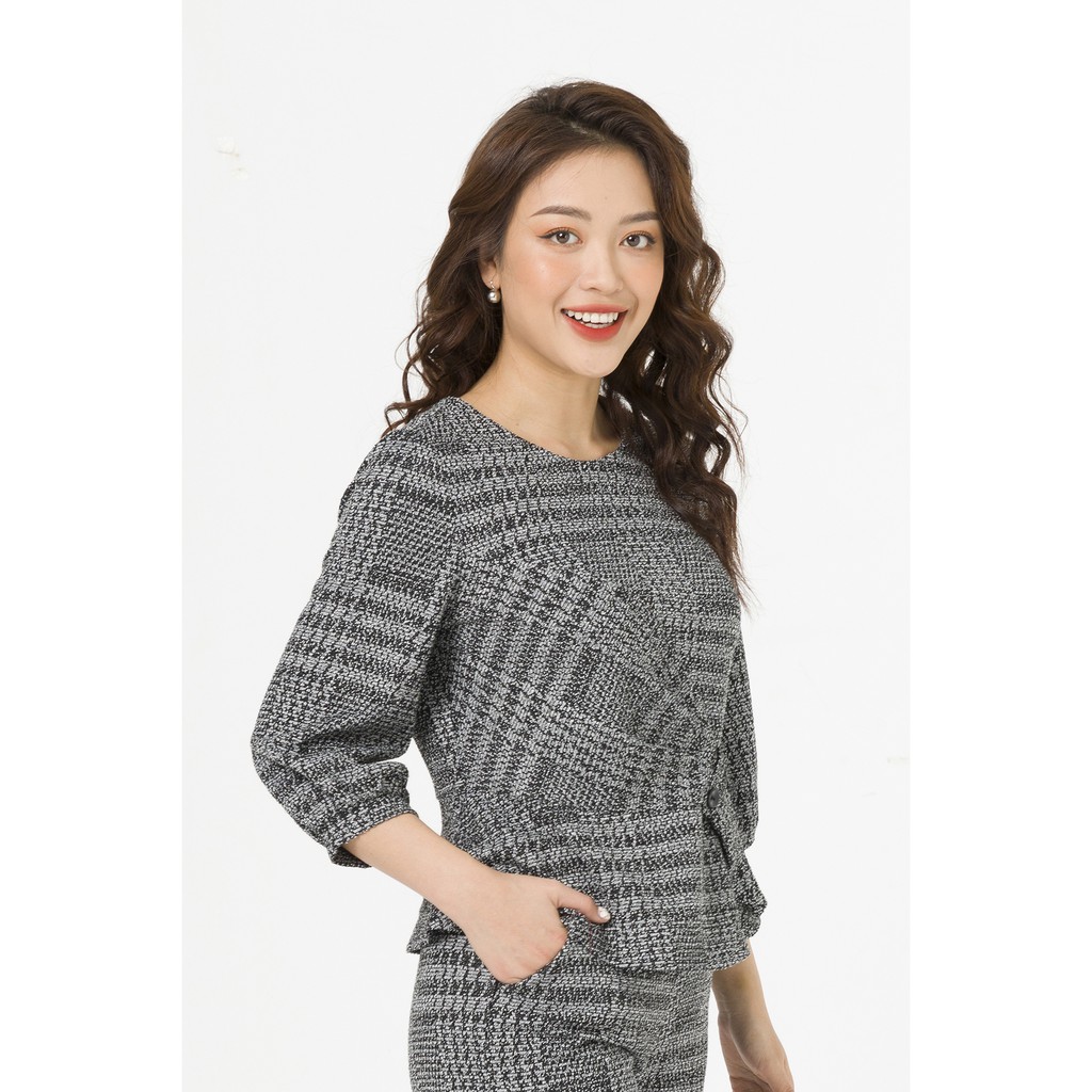 Áo peplum nữ cài vạt GBT010 LAMER L61B19T054 (Ghi)