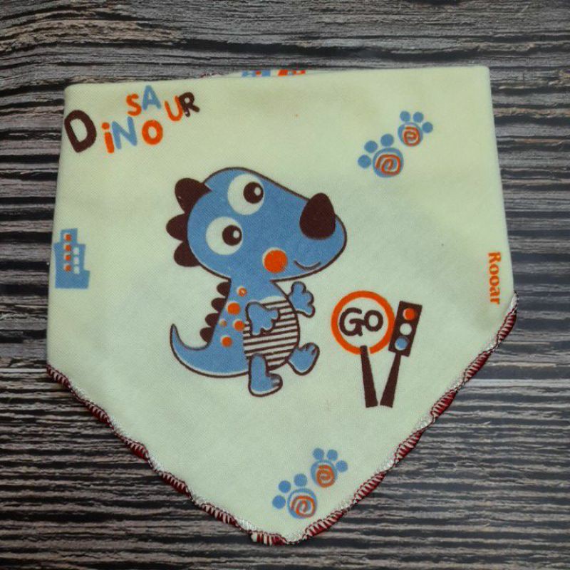 B8 - Yếm Tam Giác 2 Lớp Cotton Có Cúc Bấm Điều Chỉnh Cho Bé