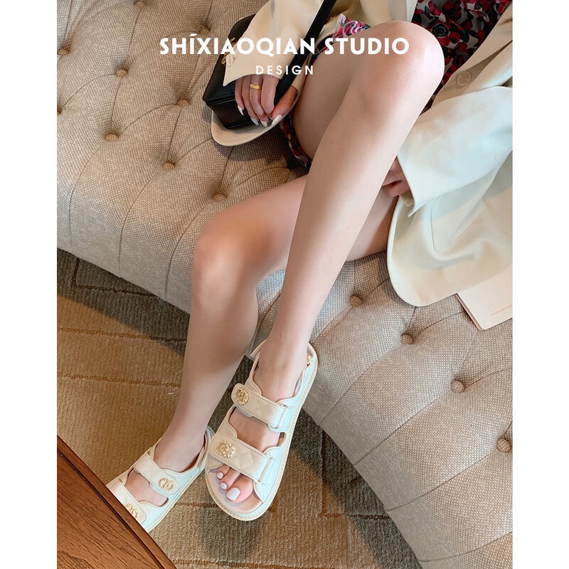 Giày Sandal Thời Trang Xinh Xắn Dễ Phối Đồ Cho Nữ