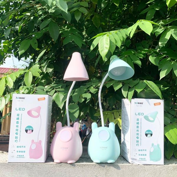 ĐÈN BÀN HỌC CON HEO CHỐNG CẬN TGX- 792/772- SIÊU BỀN