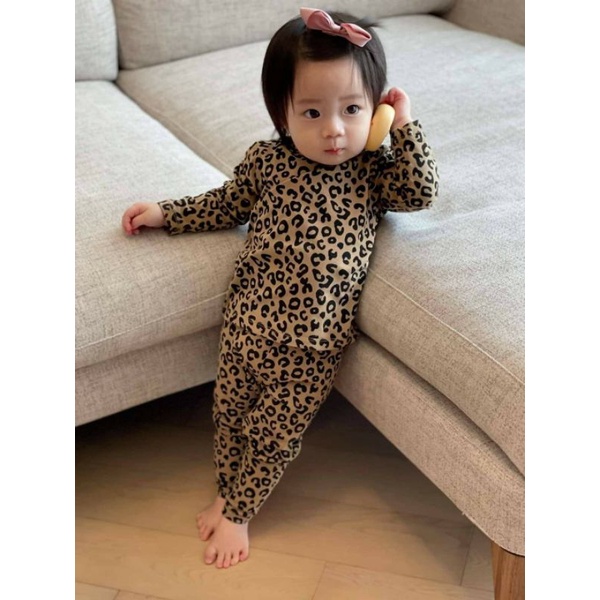 body da báo dài tay kèm turban cho bé gái