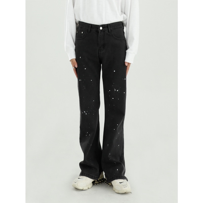 Quần Jeans ống loe vẩy sơn