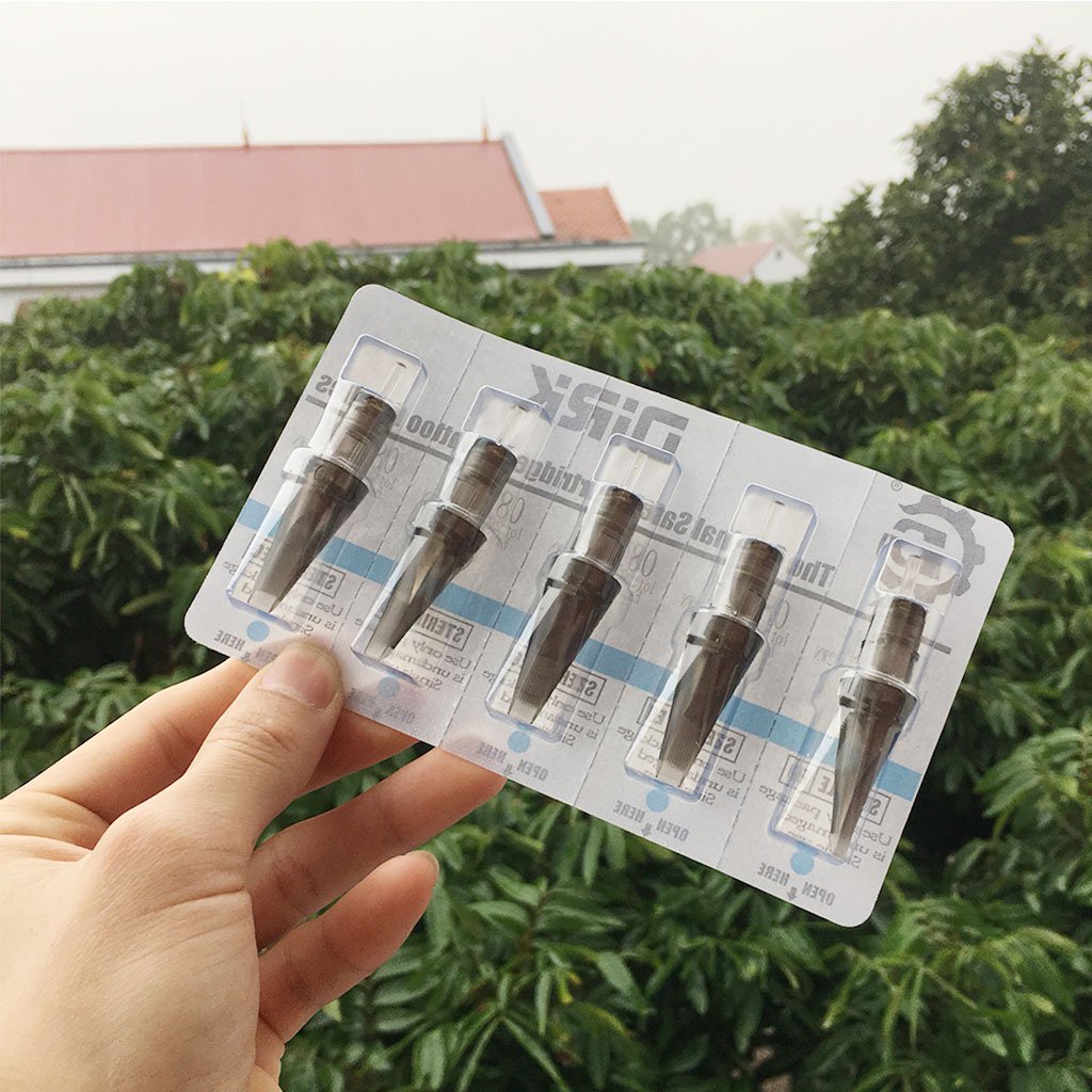 Kim xăm Dirk (đạn 1 tới 15)  máy pen phun môi, kim phun xăm  sắc bén,phun môi siêu nhanh,màu bong đậm( Hộp 20 Cái )