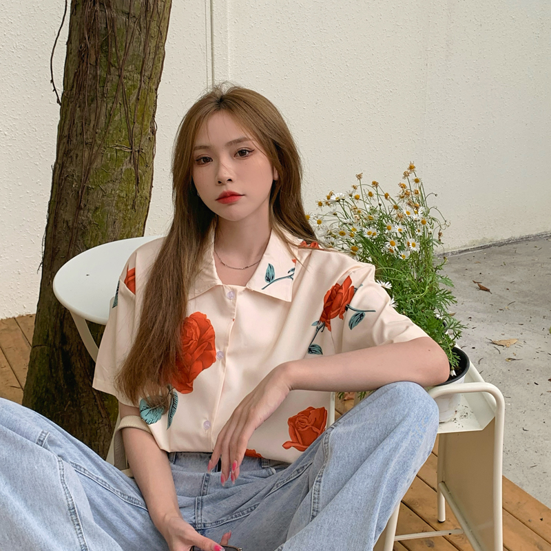 Áo sơ mi nữ ngắn tay in họa tiết hoa phong cách thời trang Hàn Quốc