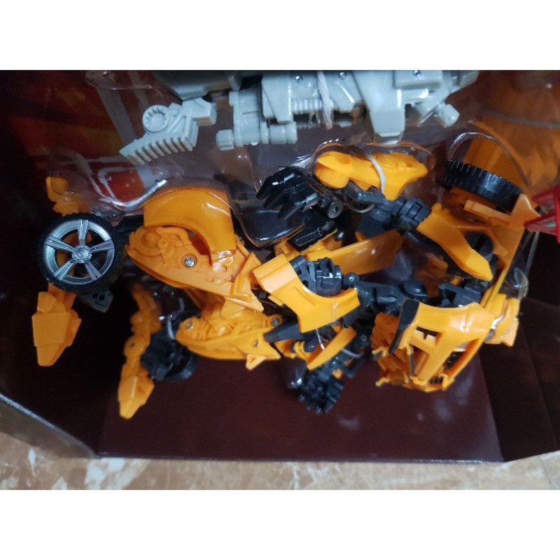 Đồ chơi robot biến hình transformers bumble bee 3