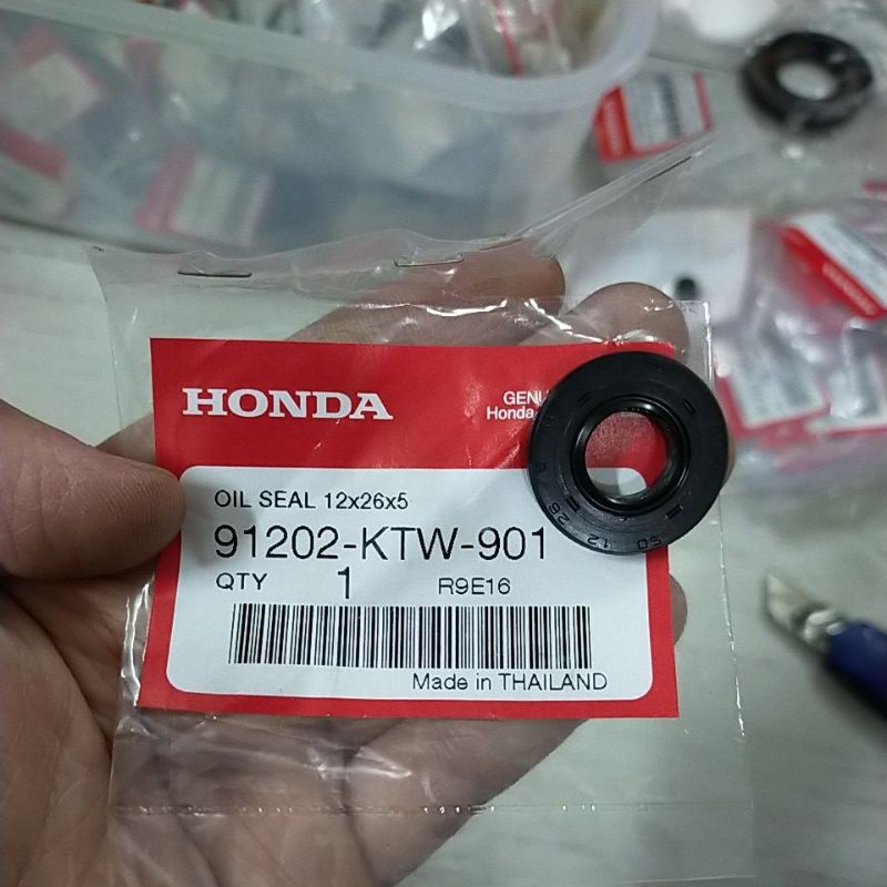 Phốt nhớt Honda Sh 300i