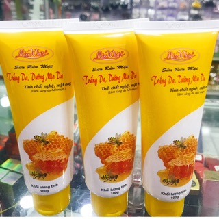SỮA RỬA MẶT TRẮNG DA , DƯỠNG MỊN DA MISS WHITE