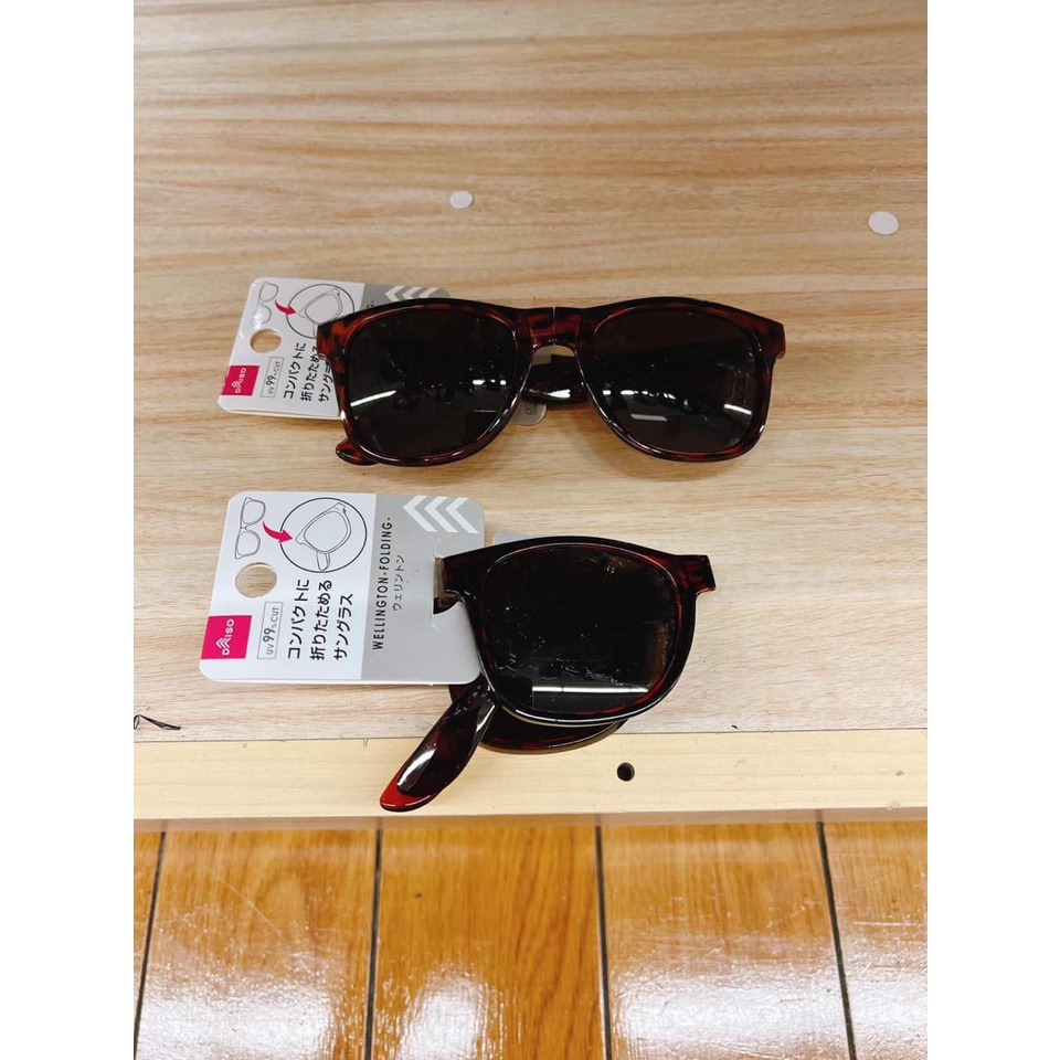 Kính râm gọng gập chống tia UV Daiso - Nội Địa Nhật