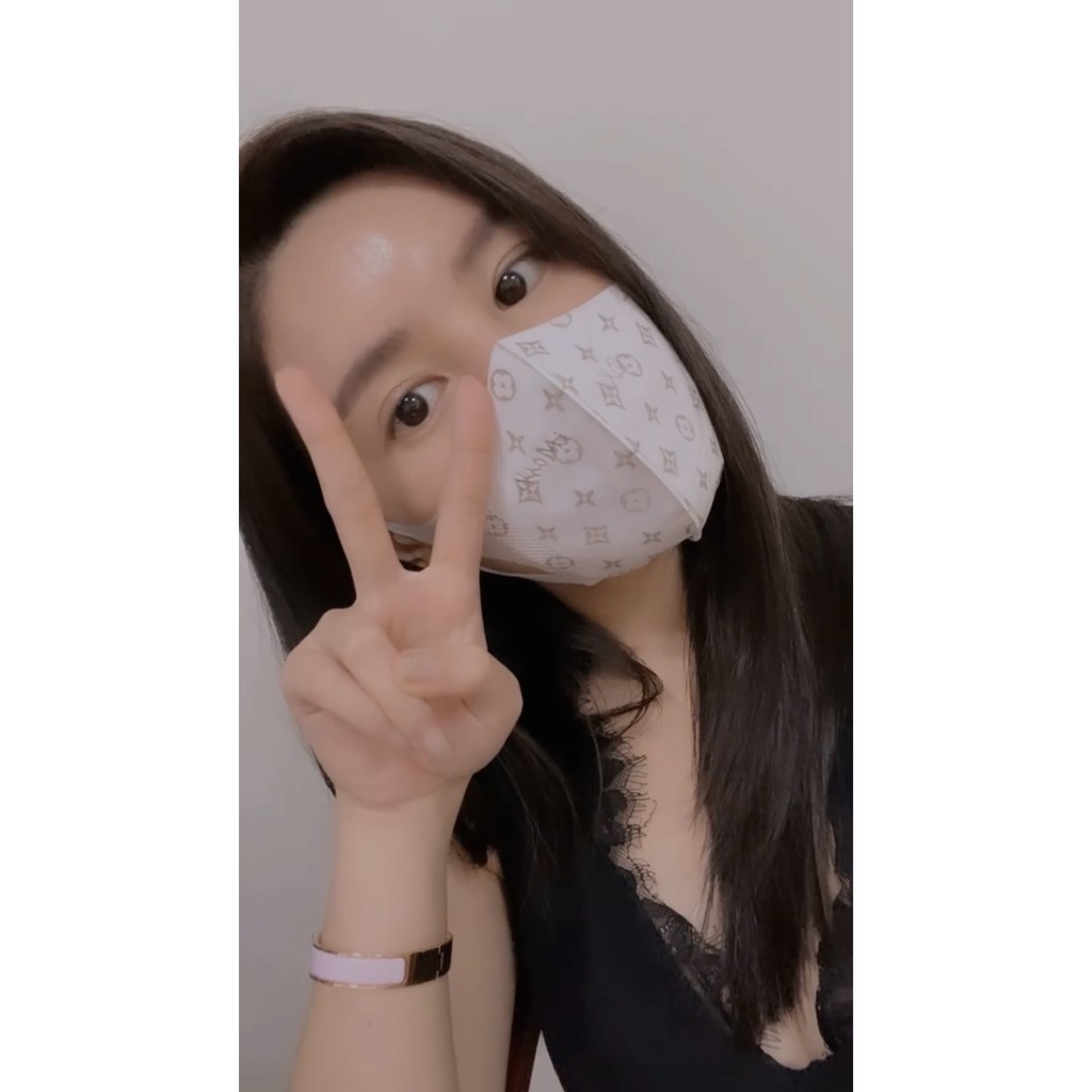 (3D MASK Chính Hãng ) Hộp khẩu trang 3D MASK họa tiết LV - 50 cái / hộp