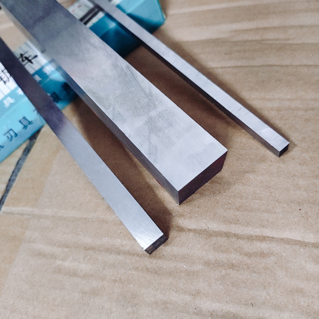 Dao thép gió 30x30x200mm, gió vuông 30mm, hàng phổ thông