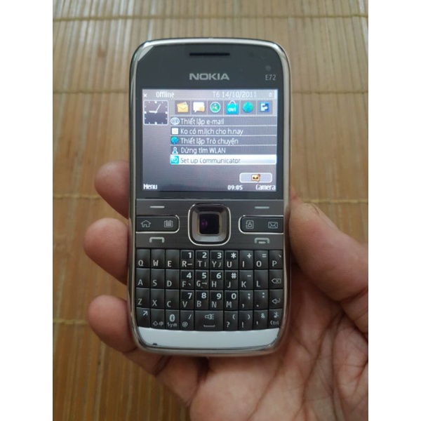 ĐIỆN THOẠI NOKIA - E72 chính hãng công ty cũ