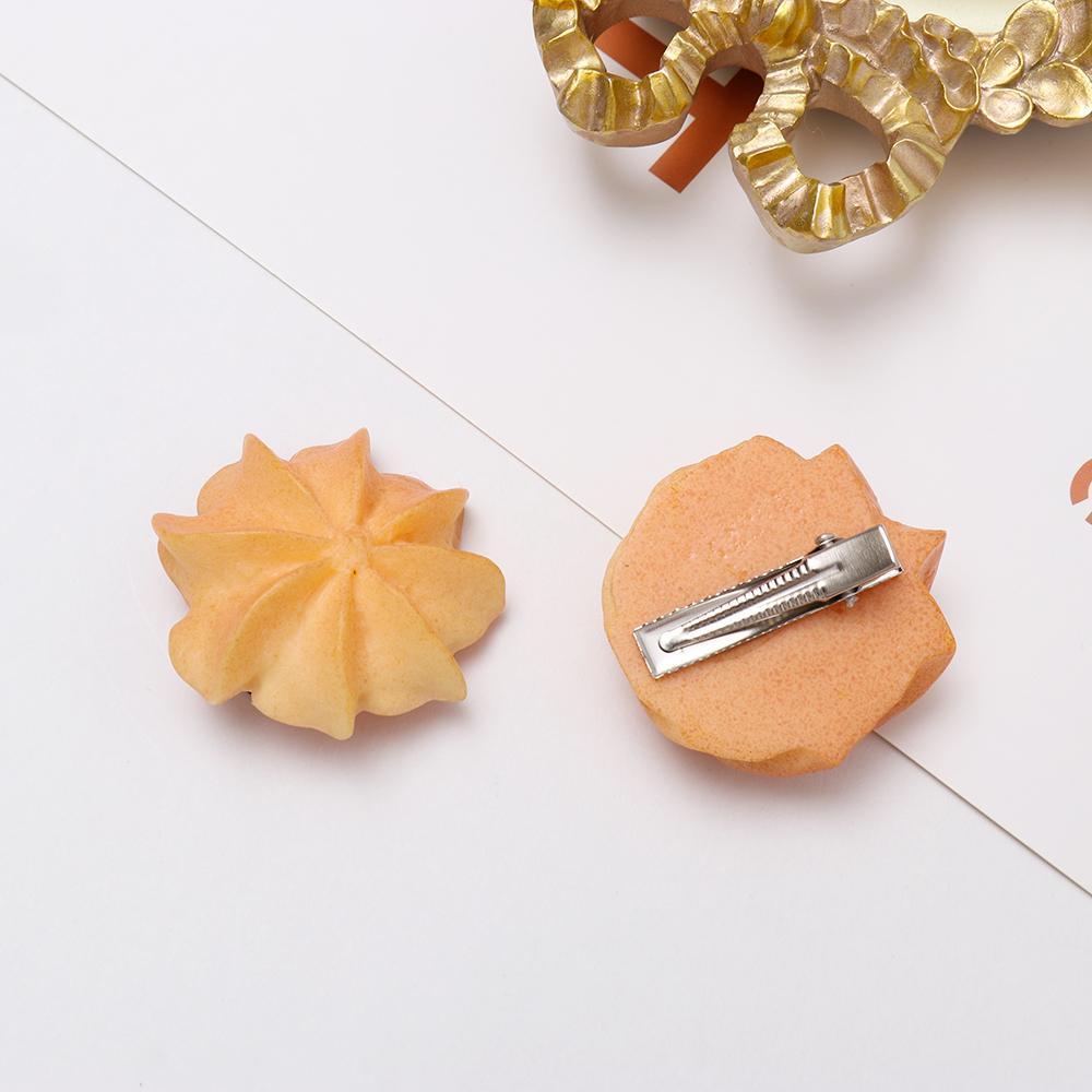 Kẹp Tóc Hình Bánh Quy 3D Dễ Thương