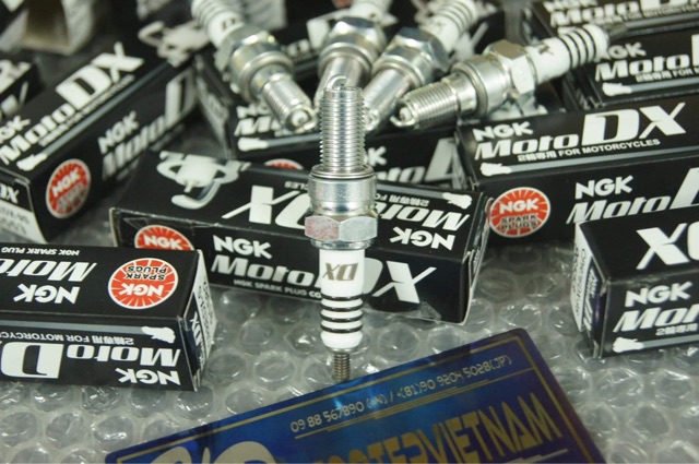 Bugi Ngk Moto Dx dòng cao cấp Ngk japan nhiều mã Cho Honda / yamaha / suzuki