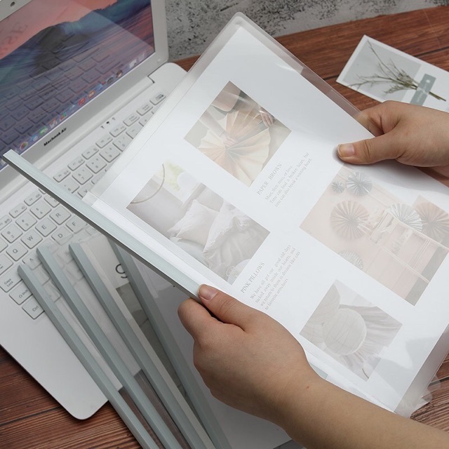 Kẹp rút loại trong đựng tài liệu