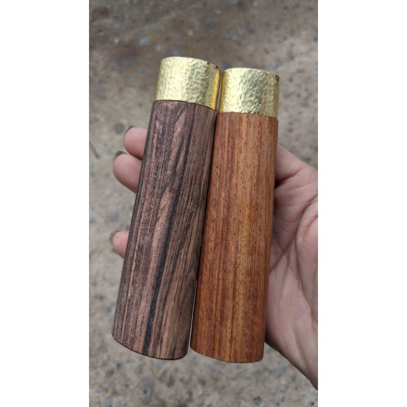 Gỗ cẩm chỉ căm xe