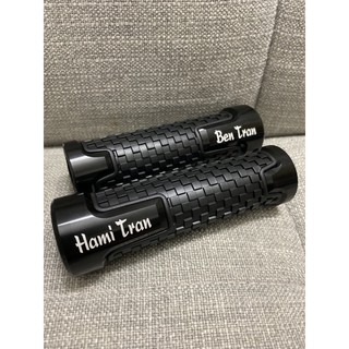 Phí khắc theo yêu cầu
