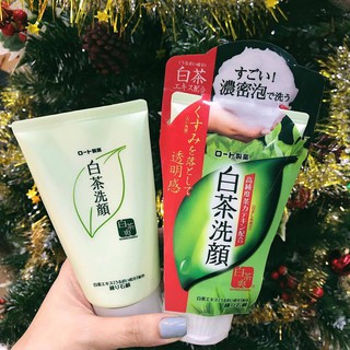 Sữa rửa mặt trà xanh Nhật Bản Rohto
