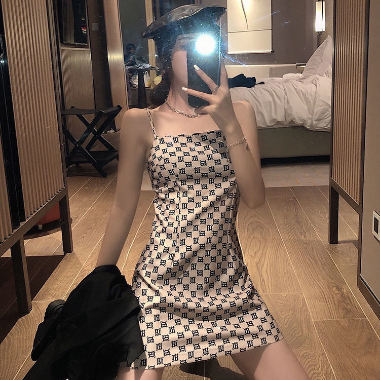 Đầm Hai Dây Họa Tiết Ca Rô Phong Cách Cổ Điển Dành Cho Nữ