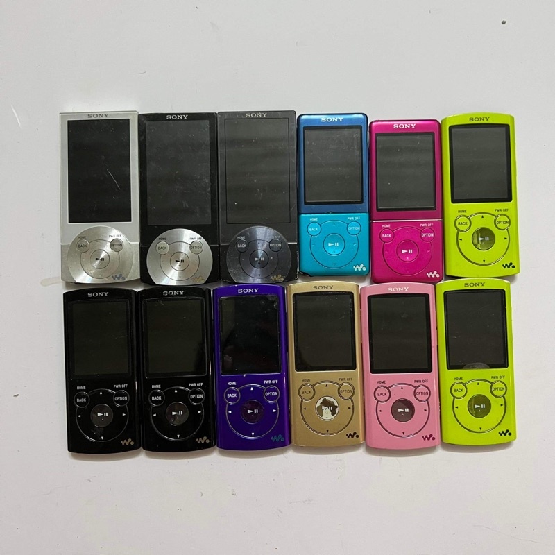 Combo máy nghe nhạc sony s765 16g dock loa