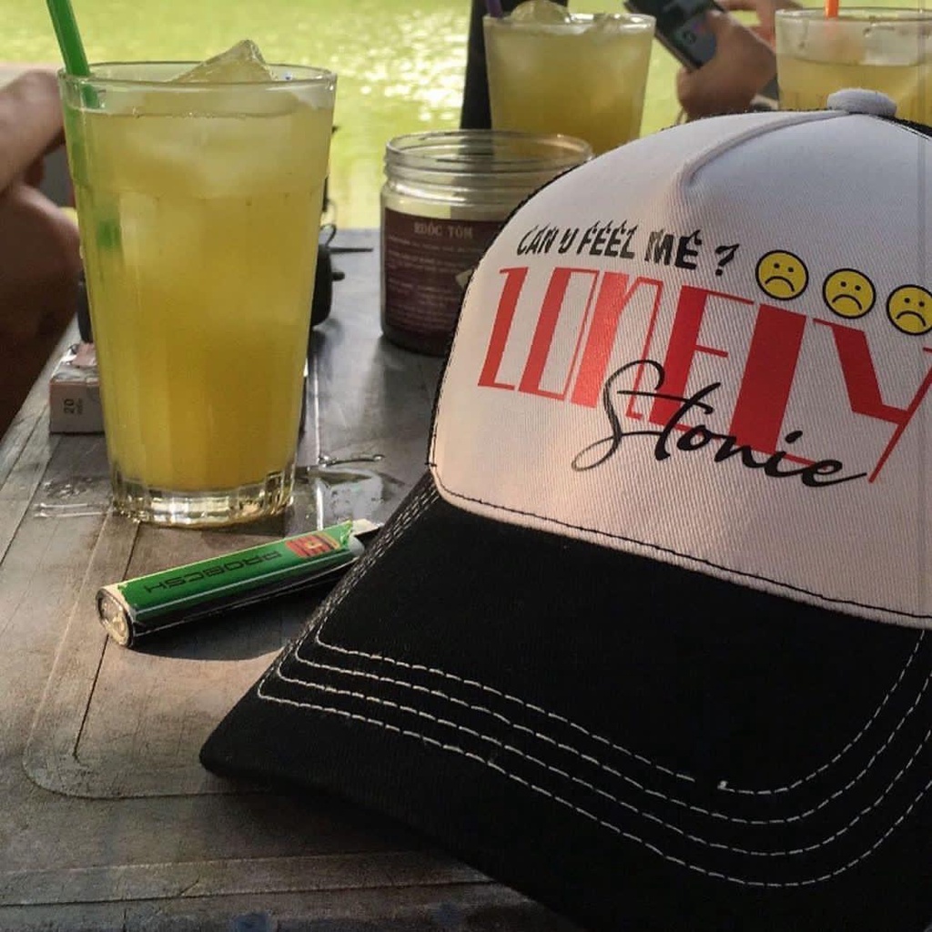 Nón Trucker LONELY STONIE