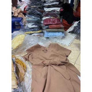 Váy xuông dáng dài màu nâu