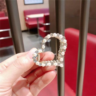 Kẹp tóc đính ngọc hot trend