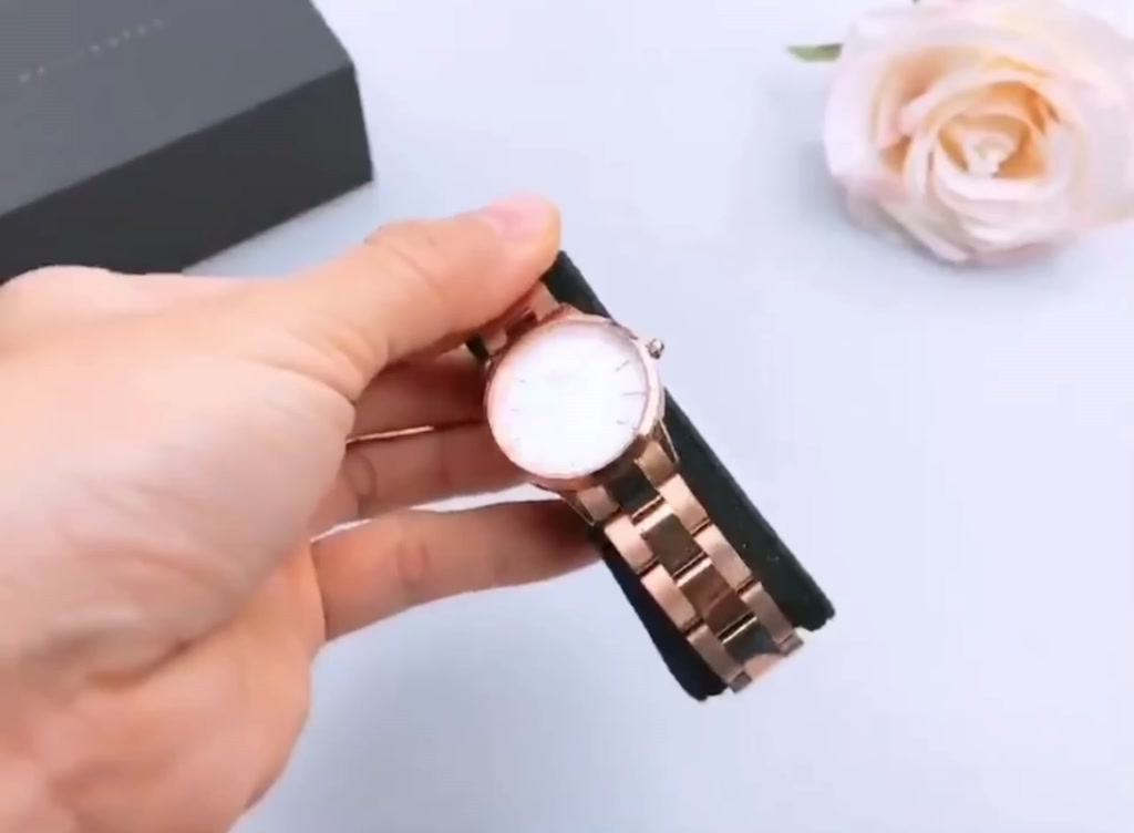 0 Đồng hồ Nam Nữ Daniel Welington Iconic Link dây vàng mặt trắng - DanielStoreVn 0 | BigBuy360 - bigbuy360.vn