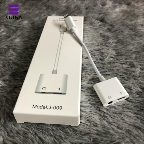 Jack Chuyển Đổi + Rắc Chia Cổng Vừa Sạc Vừa Sử Dụng Tai Nghe - Hỗ Trợ Mic Cho iPhone 7 đến 11promax