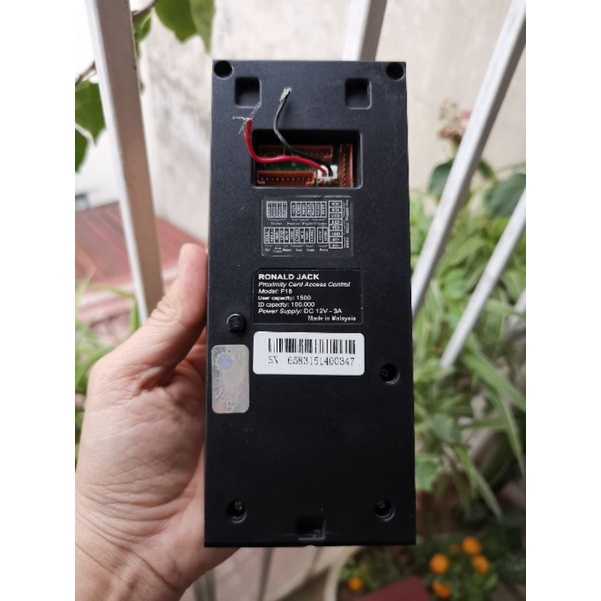 Máy chấm công kiểm soát ra vào Ronald Jack F18