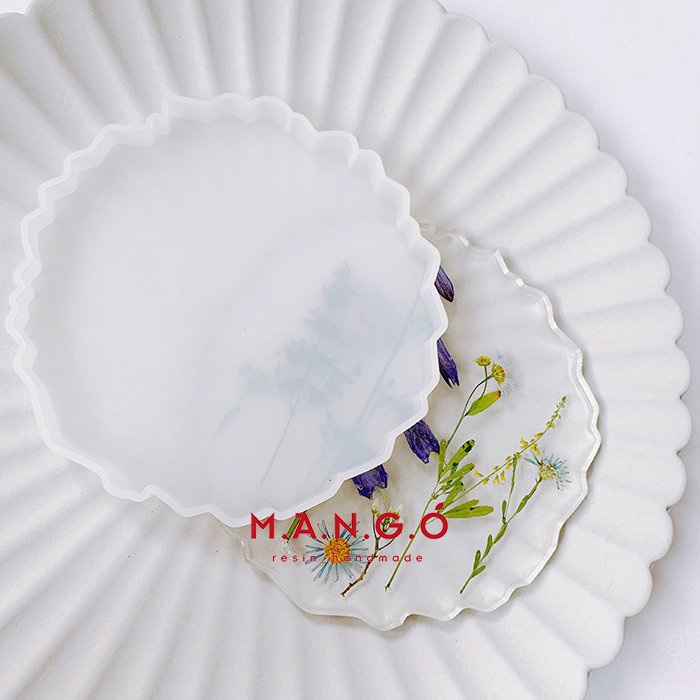 Khuôn silicon làm lót cốc đổ resin dễ thương