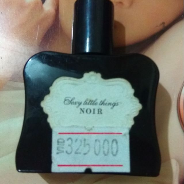 Nước hoa mỹ Noir 7.5 ml giá 329.000đ