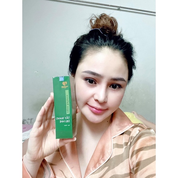 TẨY TRANG PHƯƠNG ANH