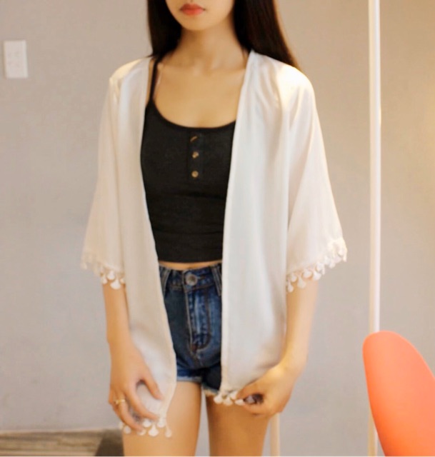 Áo Kimono Viền Ren Trắng-Đen