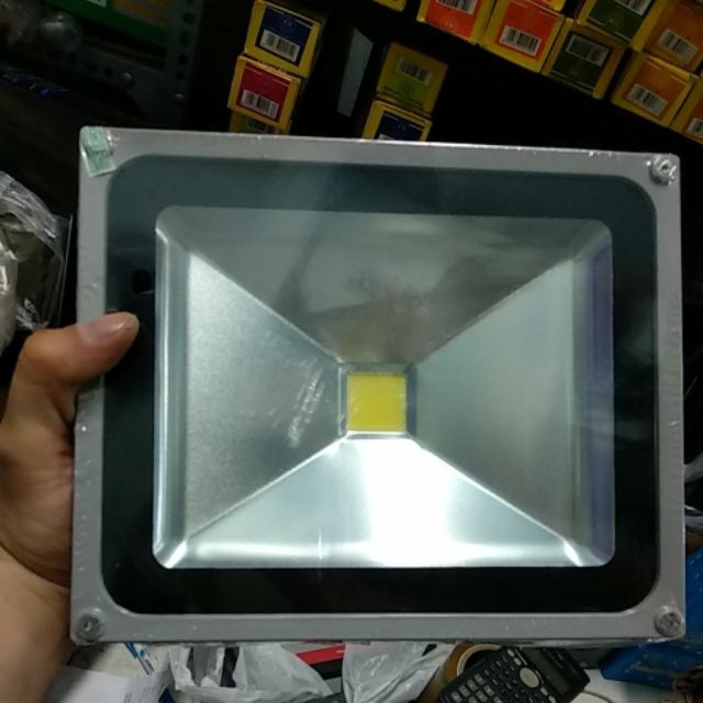 30w - Loại 1 - Đèn Pha Led chiếu bảng hiệu, sân vườn