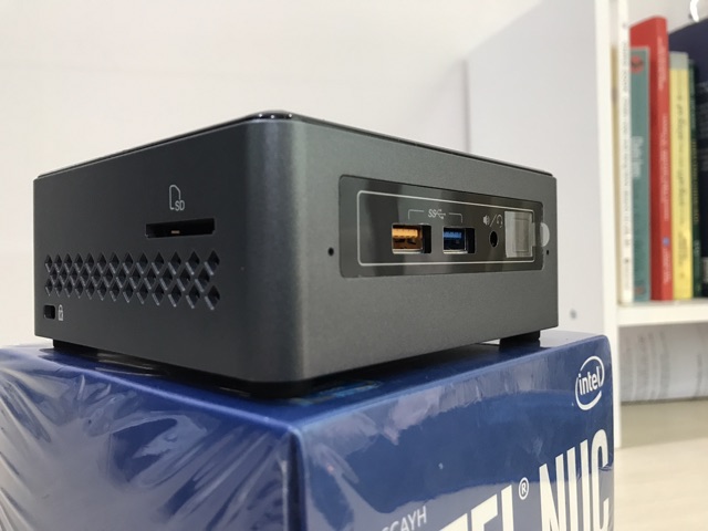 Case máy tính để bàn NuC6 mini Intel