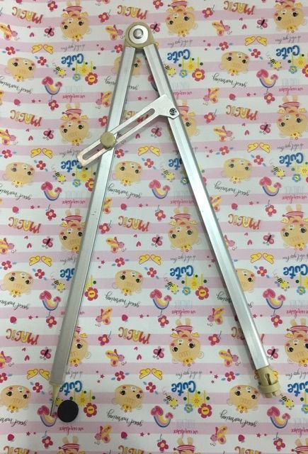 Compa Nhôm dùng cho giáo viên