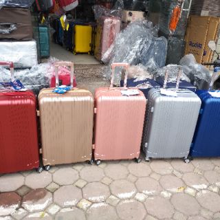 Vali Nhựa size 28