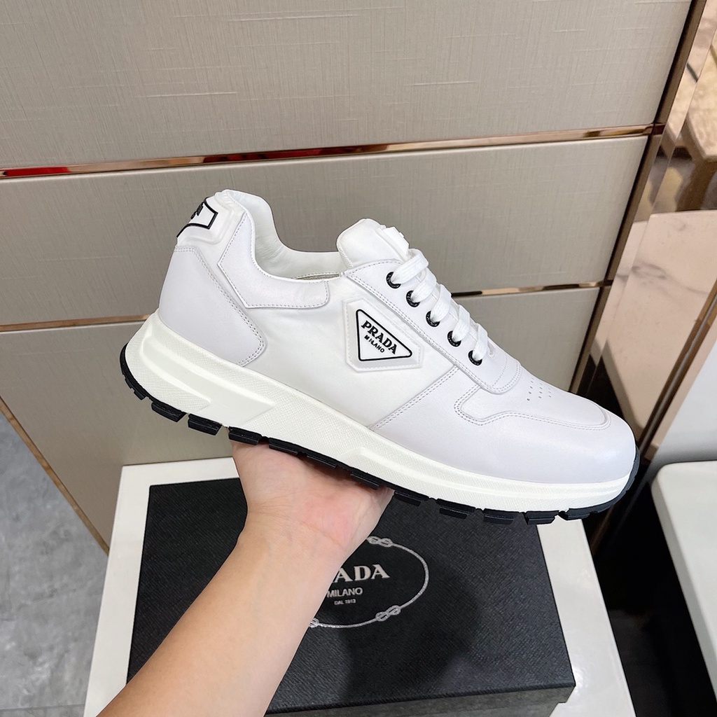 Giày thể thao nam cao cấp da thật PRADA thiết kế hiện đại, nhẹ với lớp lưới thoáng khí mang đến sự thoải mái