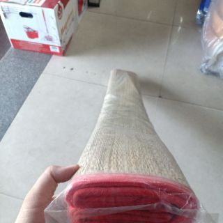 Chiếu cối viền đỏ hàng dày