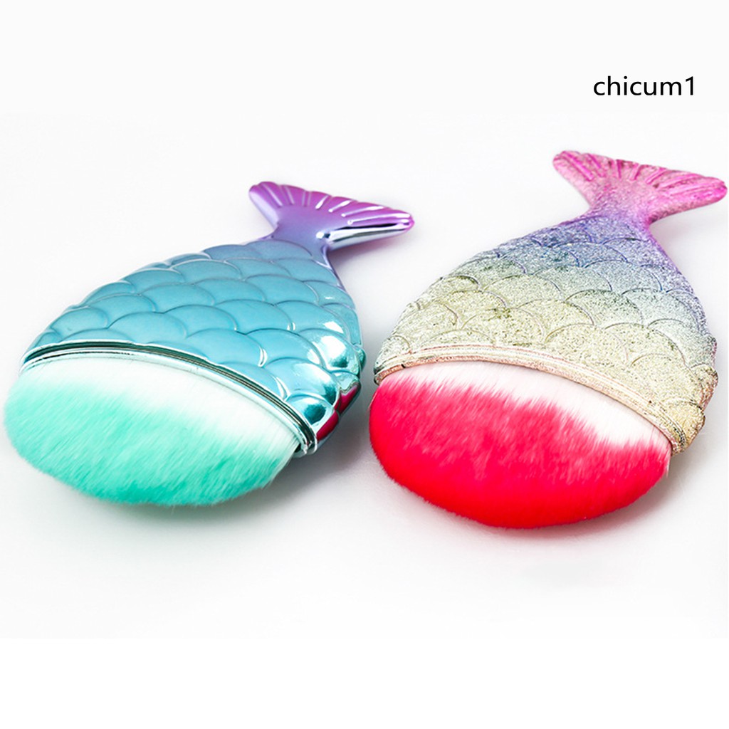 [Hàng mới về] Cọ làm sạch bụi móng tay hình đuôi cá sáng tạo