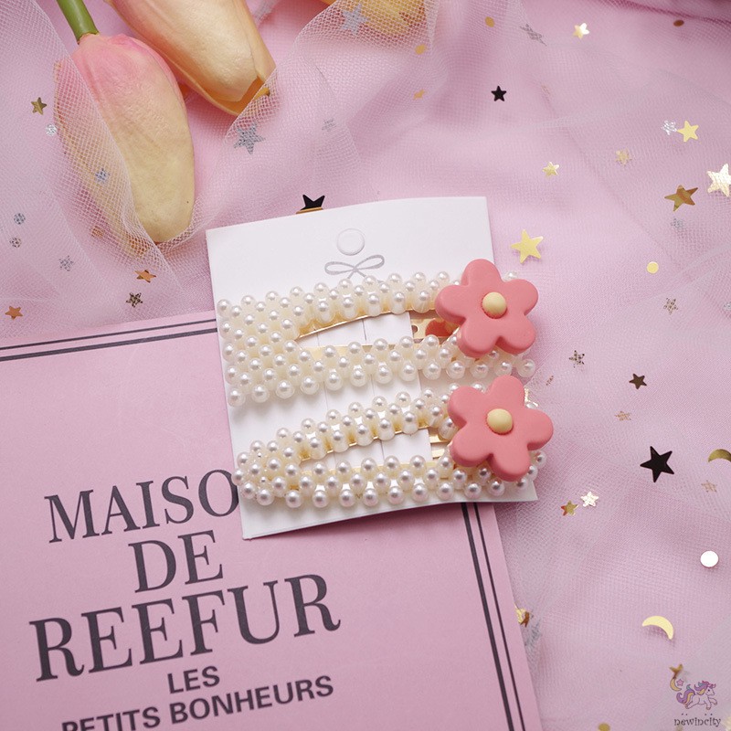 Set 2 Kẹp Tóc Đính Hoa Và Ngọc Trai Phong Cách Hàn Quốc